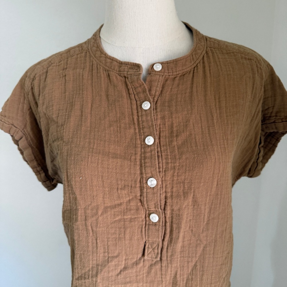 Quince Organic Cotton Gauze Roll Sleeve Henley Shirt Toasted Coconut Brown XS - Picture 2 of 9